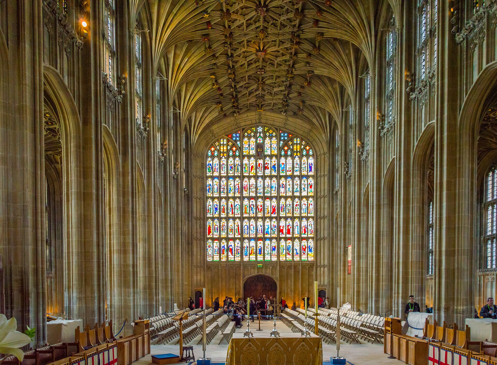 L'intérieur de la chapelle Saint-Georges avec sa voûte en éventail