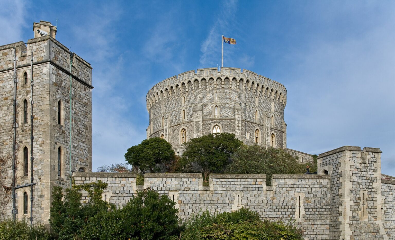 La Round Tower du château de Windsor sur sa motte